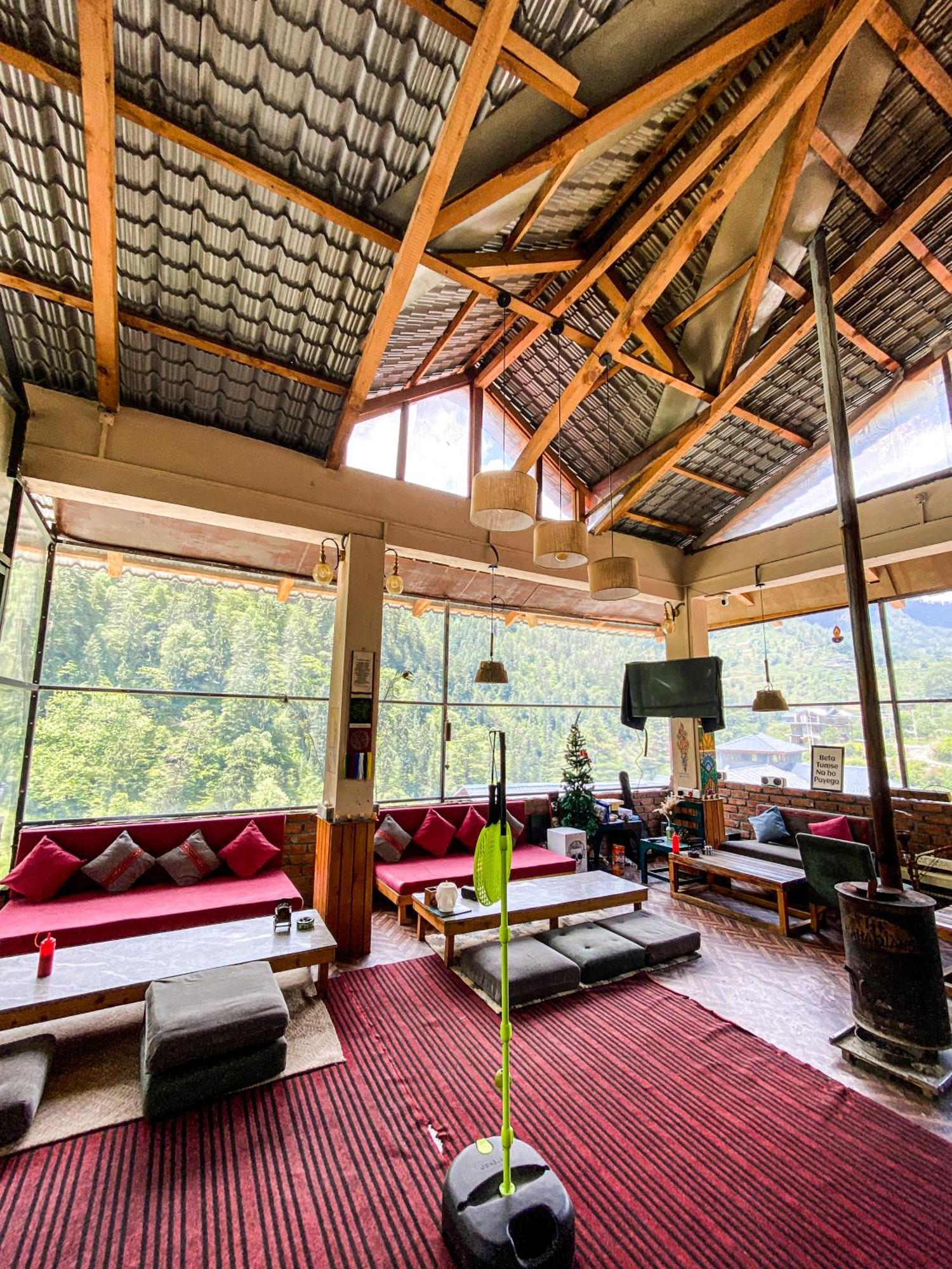 Thepahadians Food & Stay Jibhi ภายนอก รูปภาพ